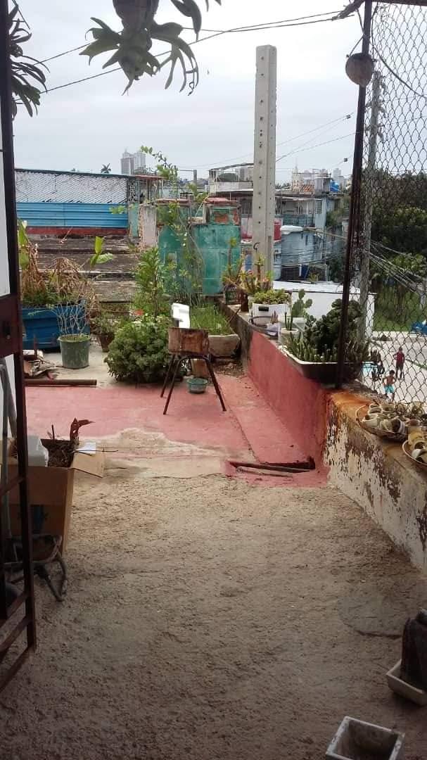 Casa En el Cerro Frente al Latino - Imagen# 18